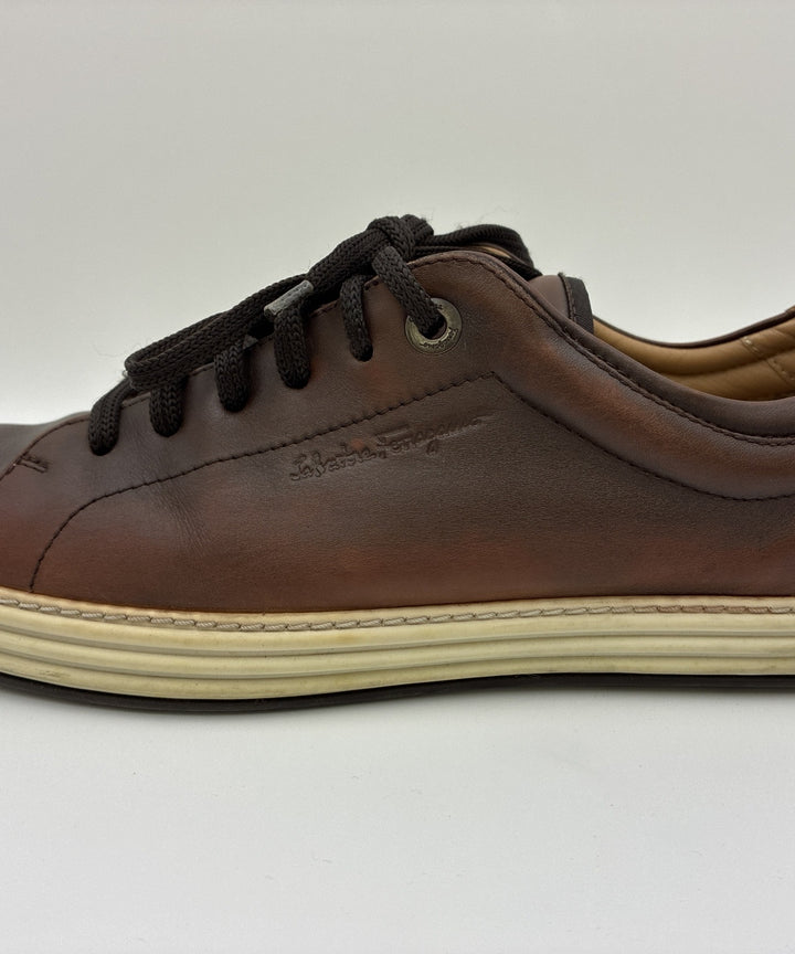 Salvatore Ferragamo รองเท้าผ้าใบ