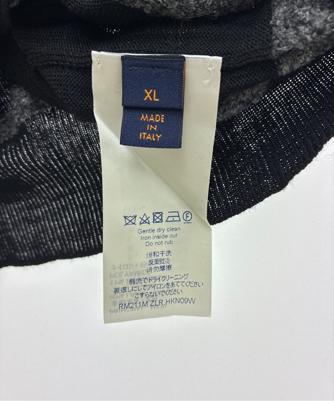 LOUIS VUITTON เสื้อถัก