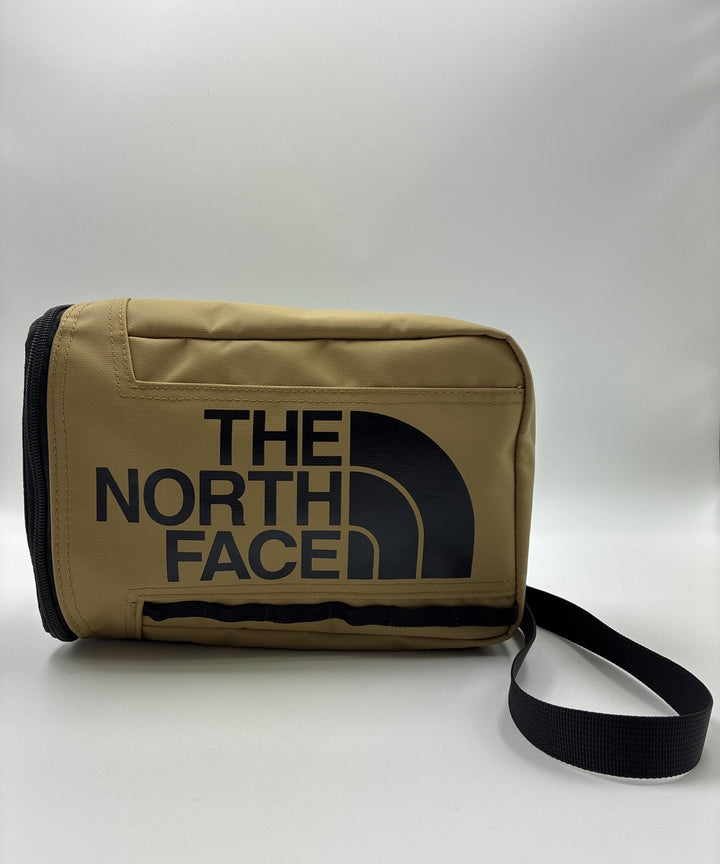THE NORTH FACE กระเป๋าสะพาย