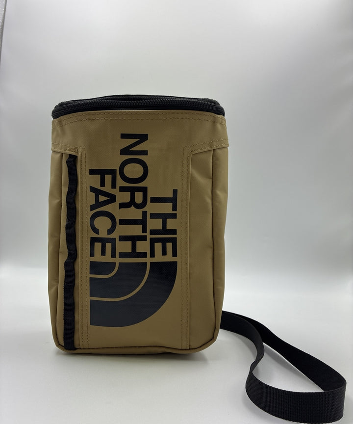 THE NORTH FACE กระเป๋าสะพาย