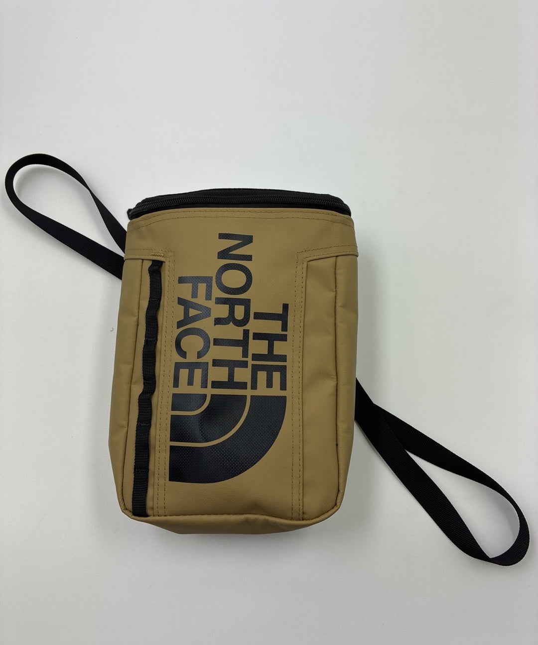 THE NORTH FACE กระเป๋าสะพาย
