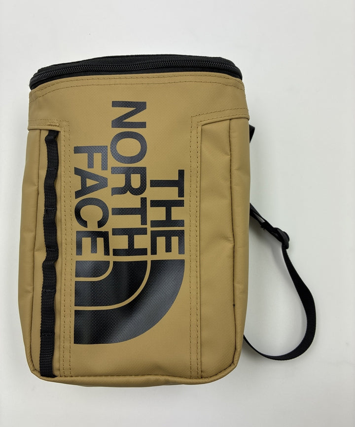 THE NORTH FACE กระเป๋าสะพาย