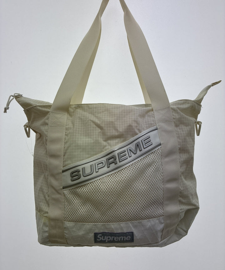 Supreme กระเป๋าถือขนาดใหญ่