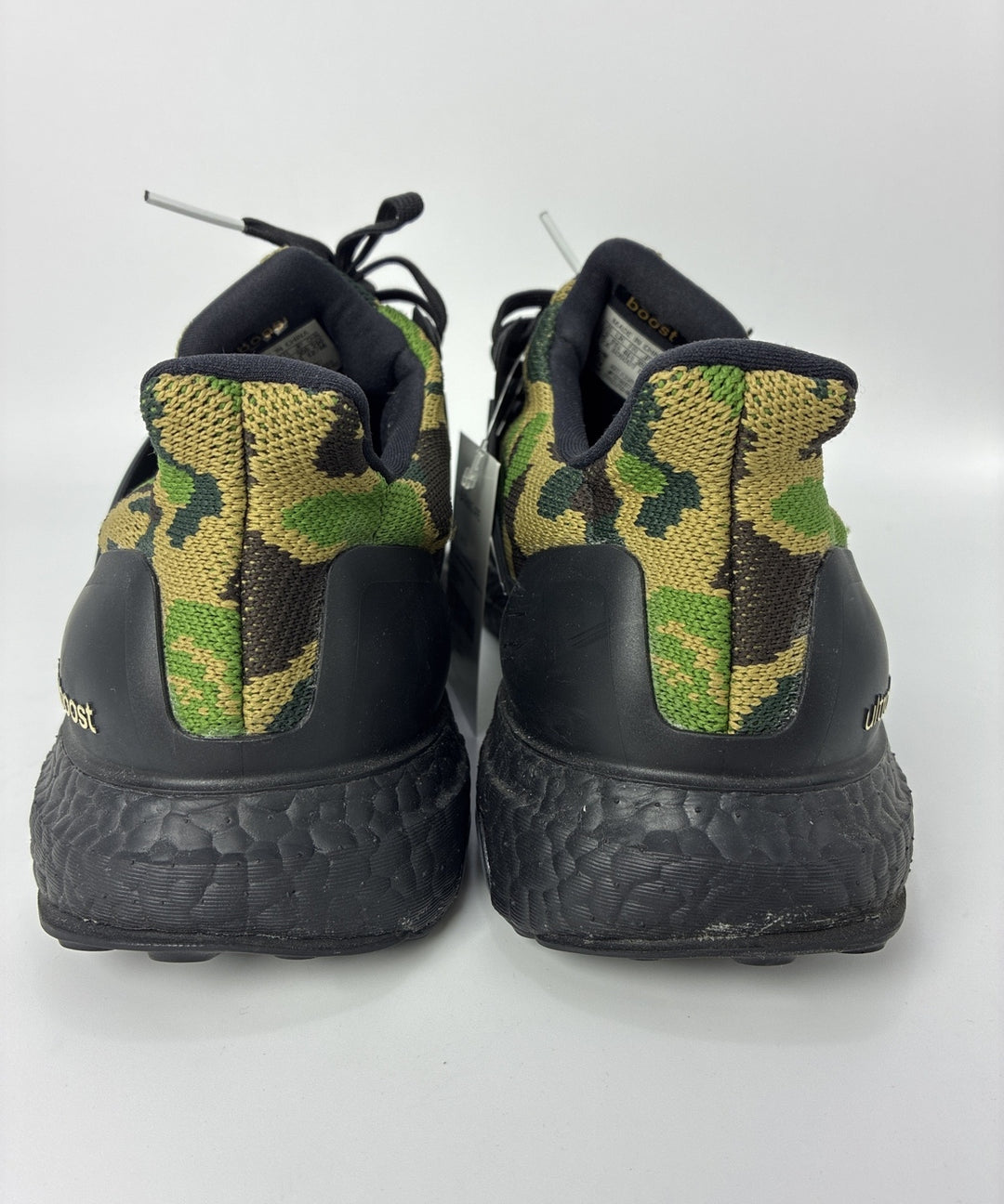 A BATHING APE รองเท้าผ้าใบ