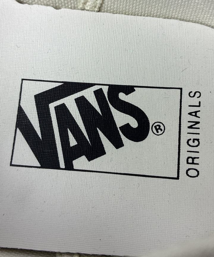 CDG รองเท้าผ้าใบ