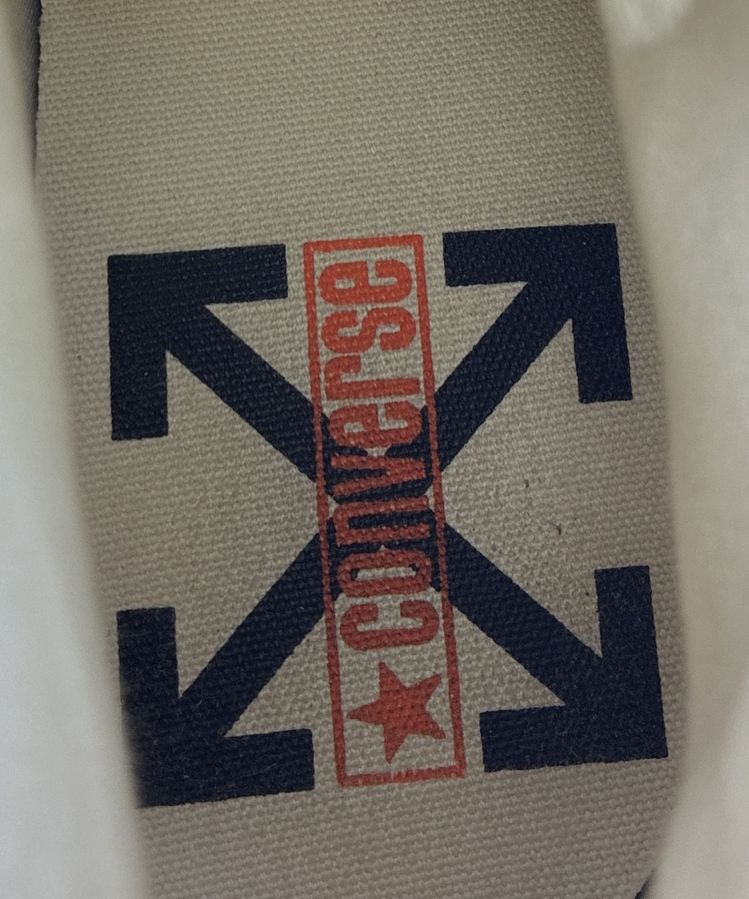 CONVERSE รองเท้าผ้าใบ