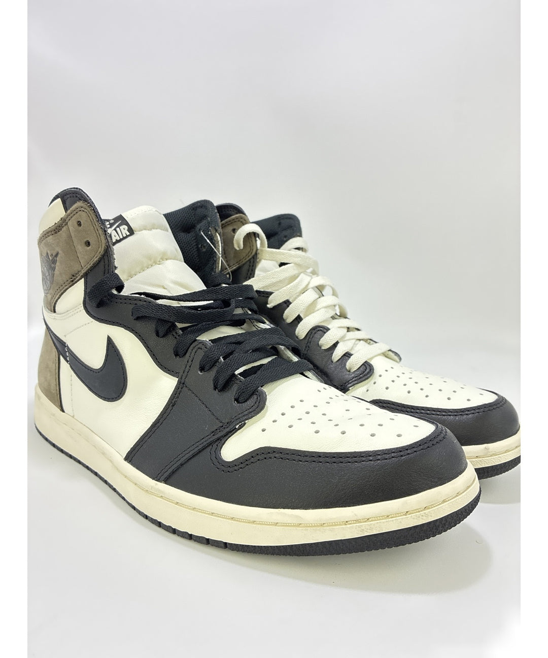 NIKE รองเท้าผ้าใบ