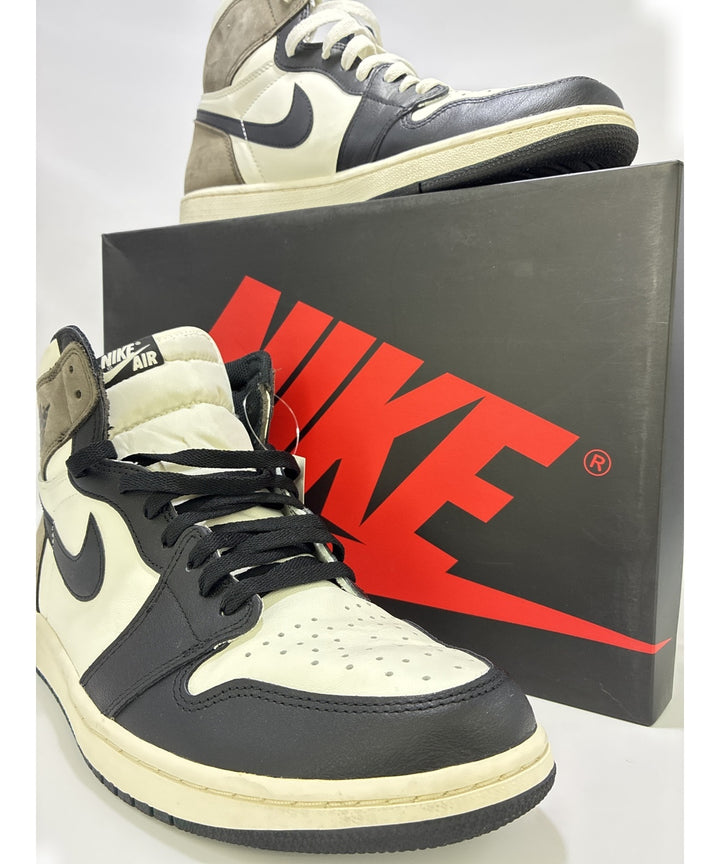 NIKE รองเท้าผ้าใบ