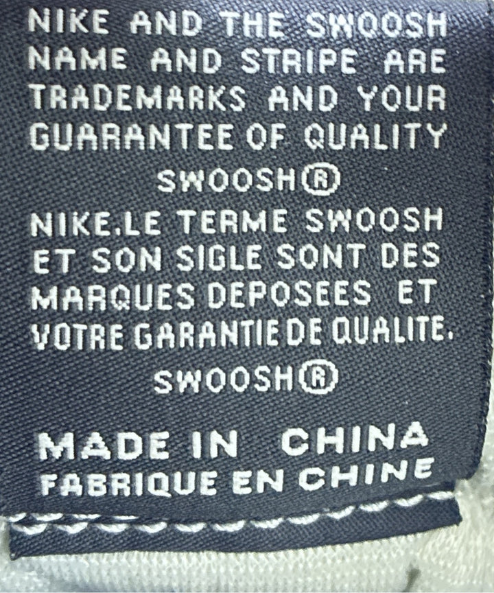 NIKE รองเท้าผ้าใบ