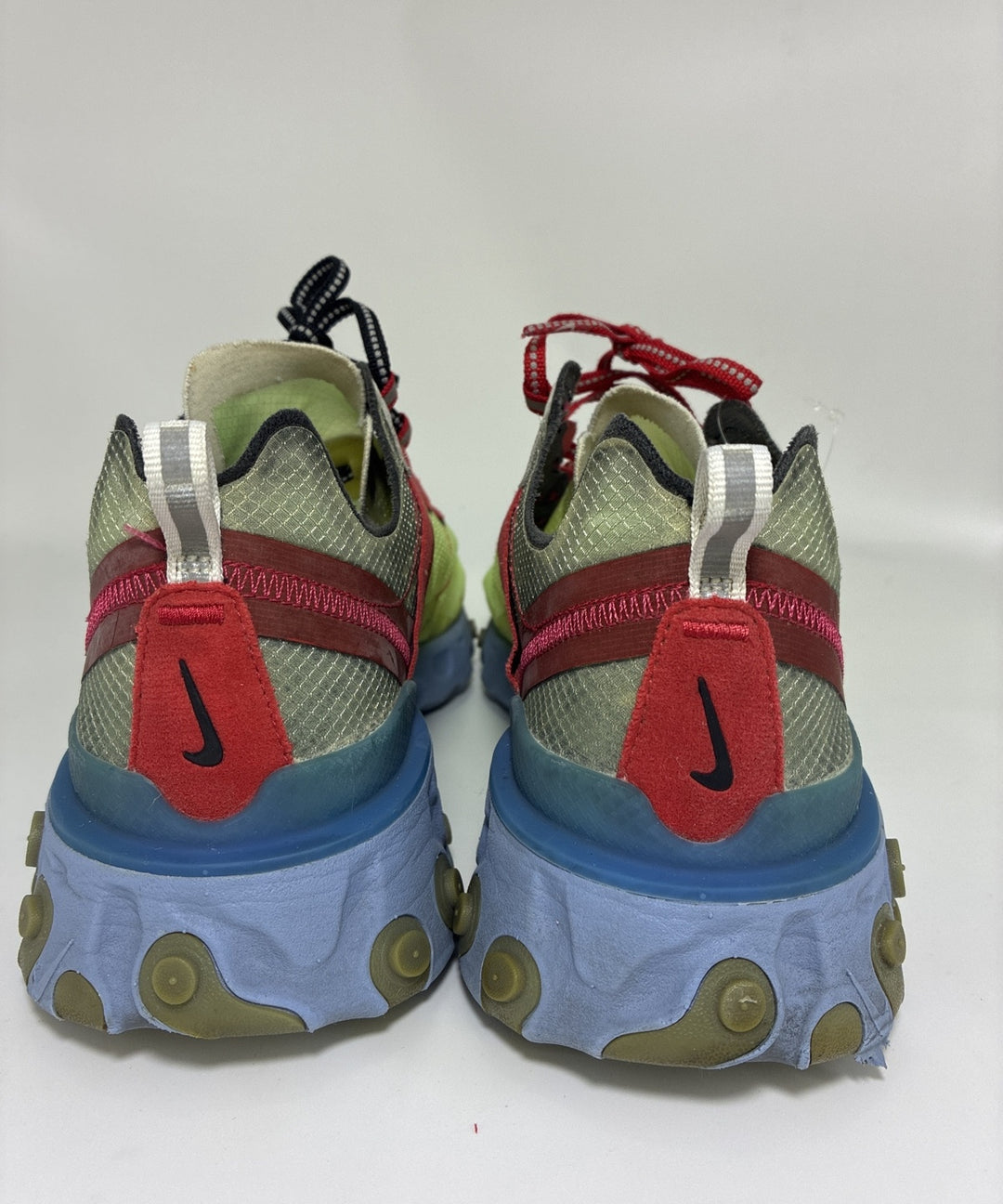 UNDER COVER รองเท้าผ้าใบ