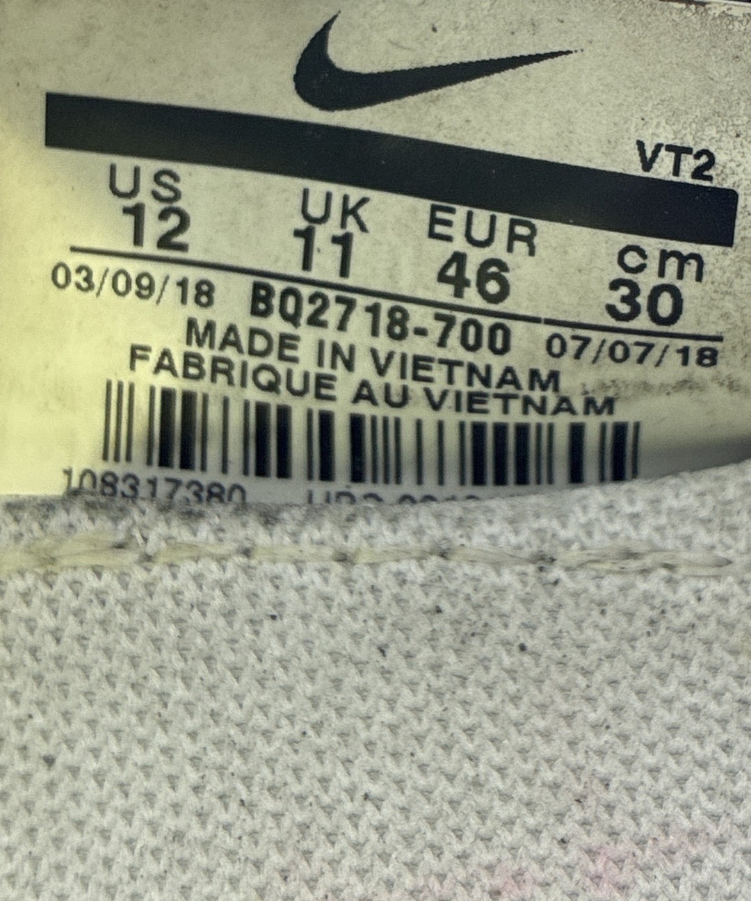 UNDER COVER รองเท้าผ้าใบ