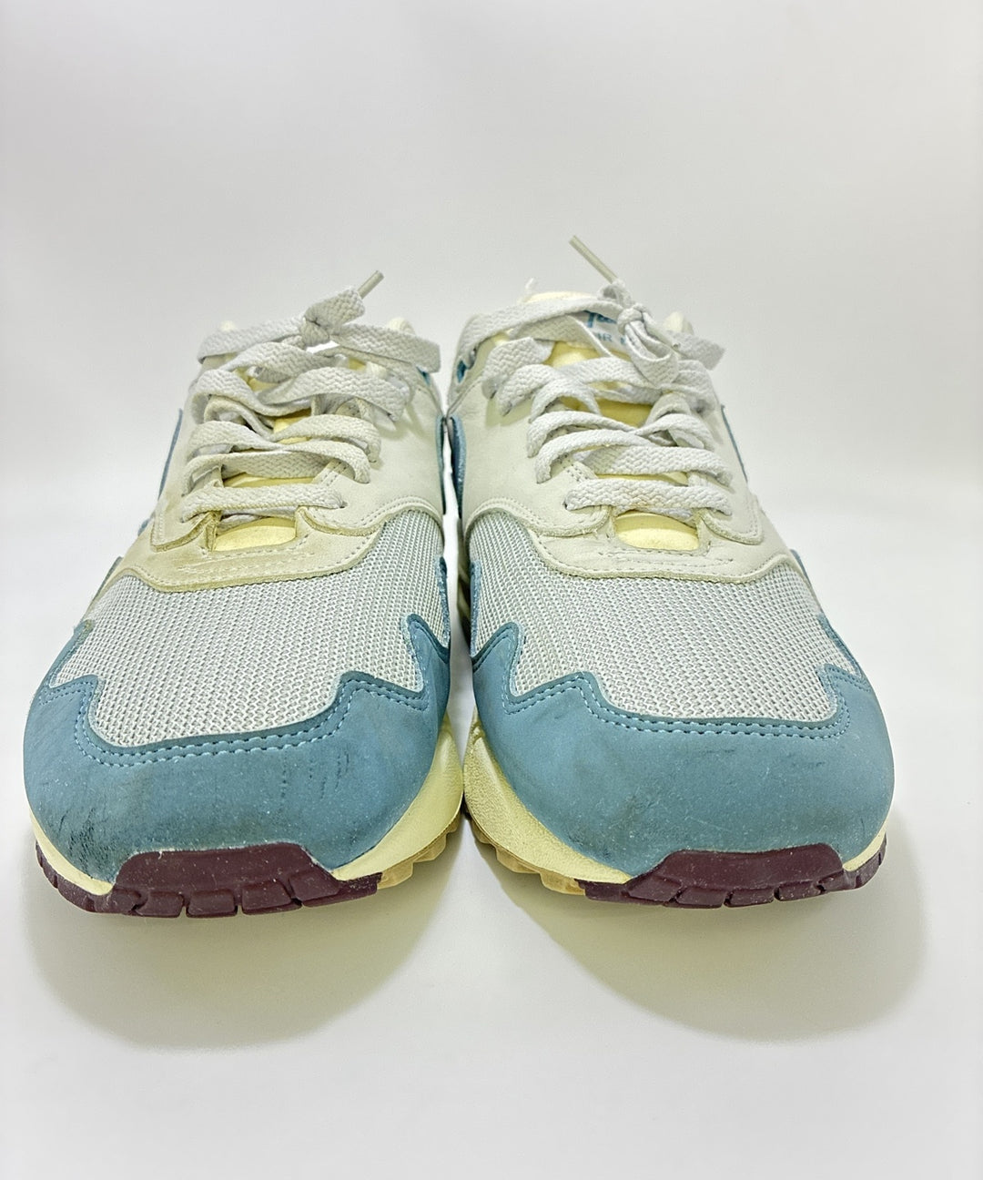 NIKE รองเท้าผ้าใบ