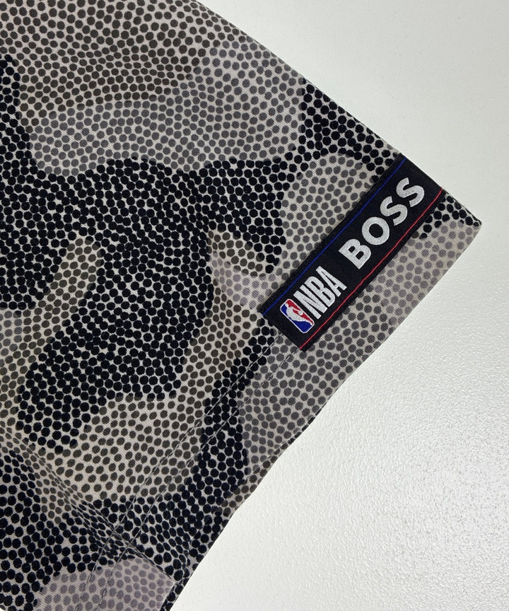 HUGO BOSS เสื้อยืด/เสื้อท็อปส์