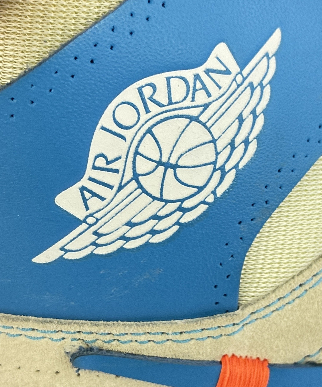 NIKE รองเท้าผ้าใบ