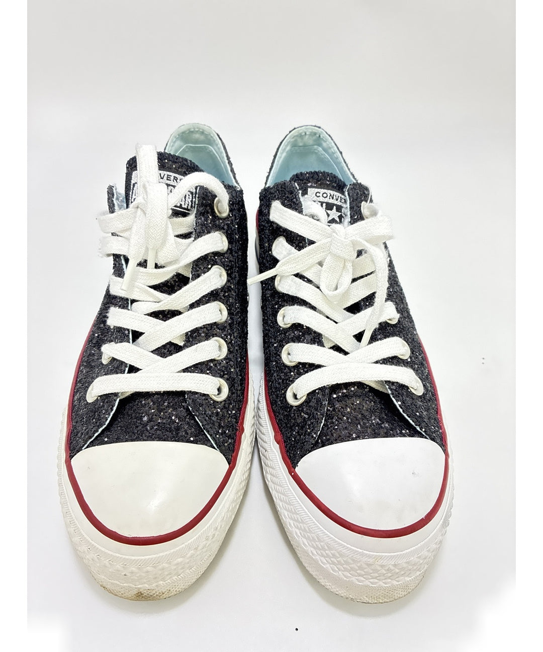 Chiara Ferragni รองเท้าผ้าใบ