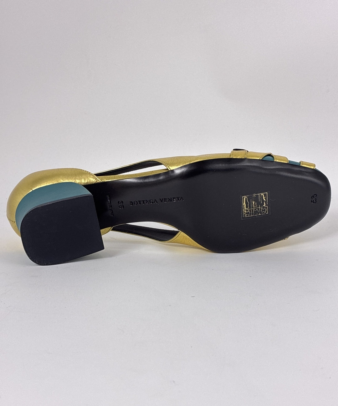 BOTTEGA VENETA รองเท้าส้นสูง