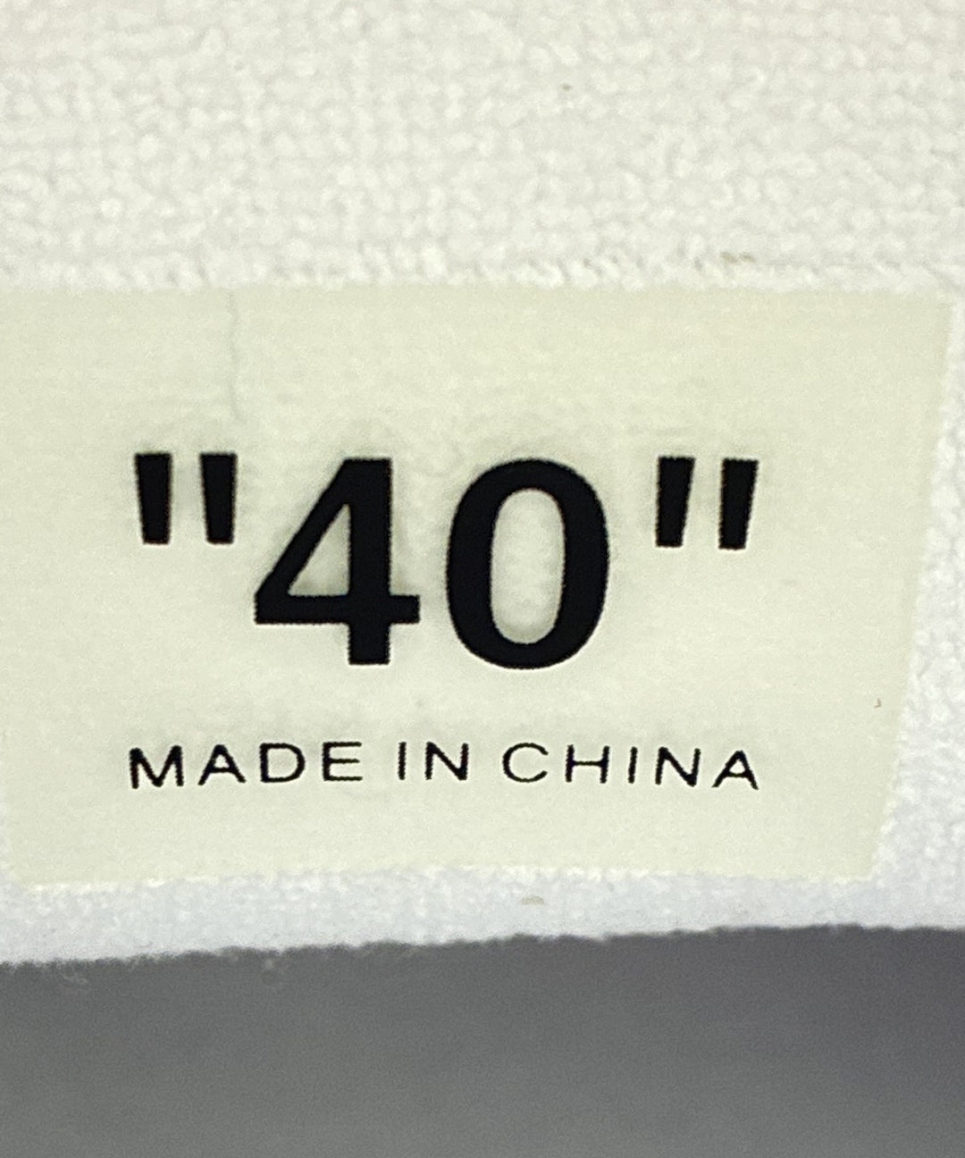 OFF-WHITE รองเท้าผ้าใบ