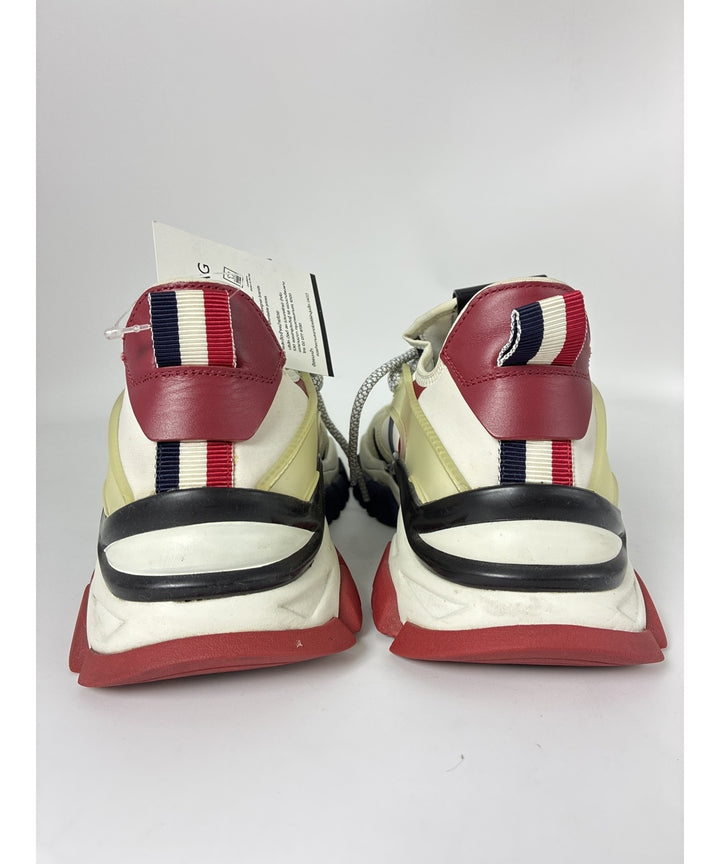 MONCLER รองเท้าผ้าใบ