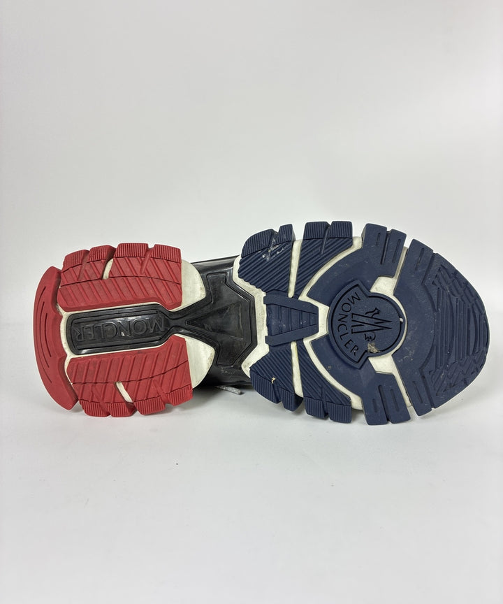 MONCLER รองเท้าผ้าใบ