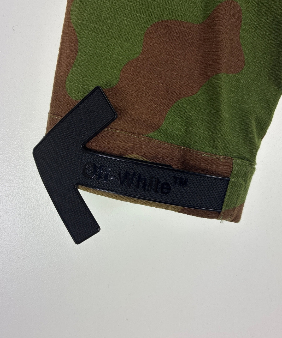 OFF-WHITE แจ็คเก็ตเบลาส์