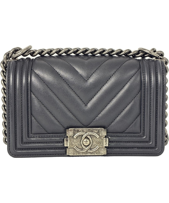 CHANEL กระเป๋าสะพาย