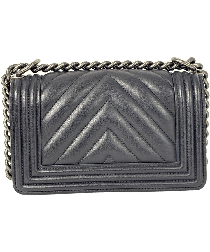 CHANEL กระเป๋าสะพาย