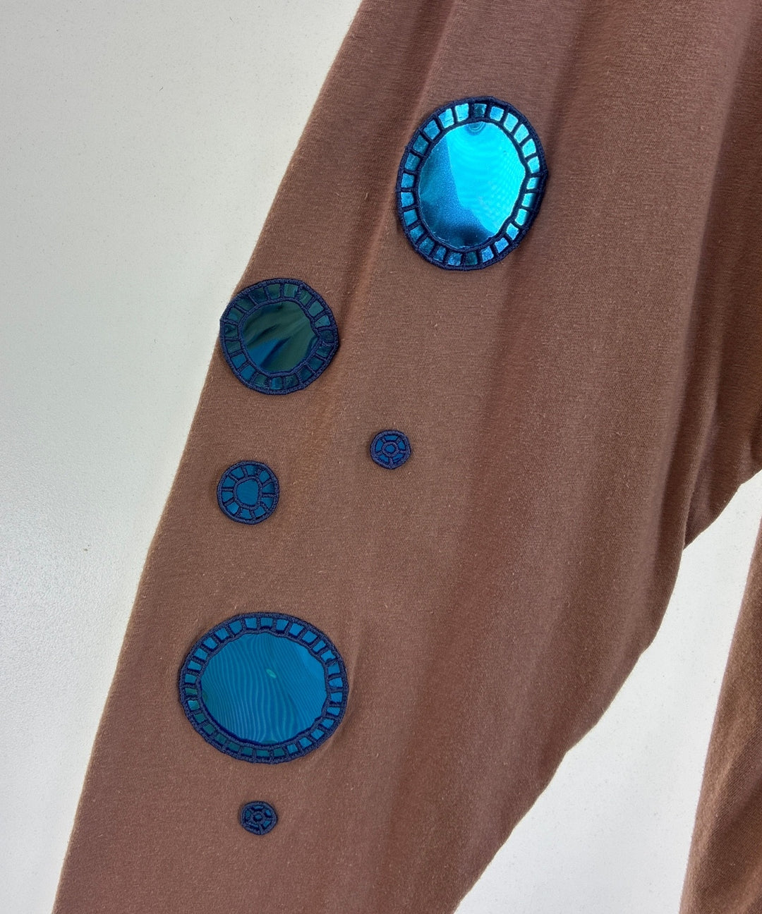 Acne Studios เสื้อยืด/เสื้อท็อปส์