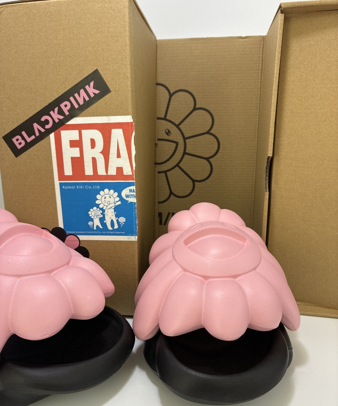 kaikaikiki รองเท้าแตะ