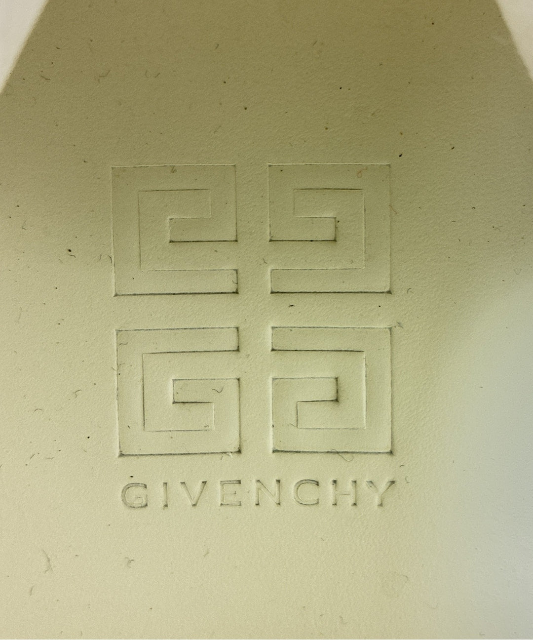 GIVENCHY รองเท้าผ้าใบ