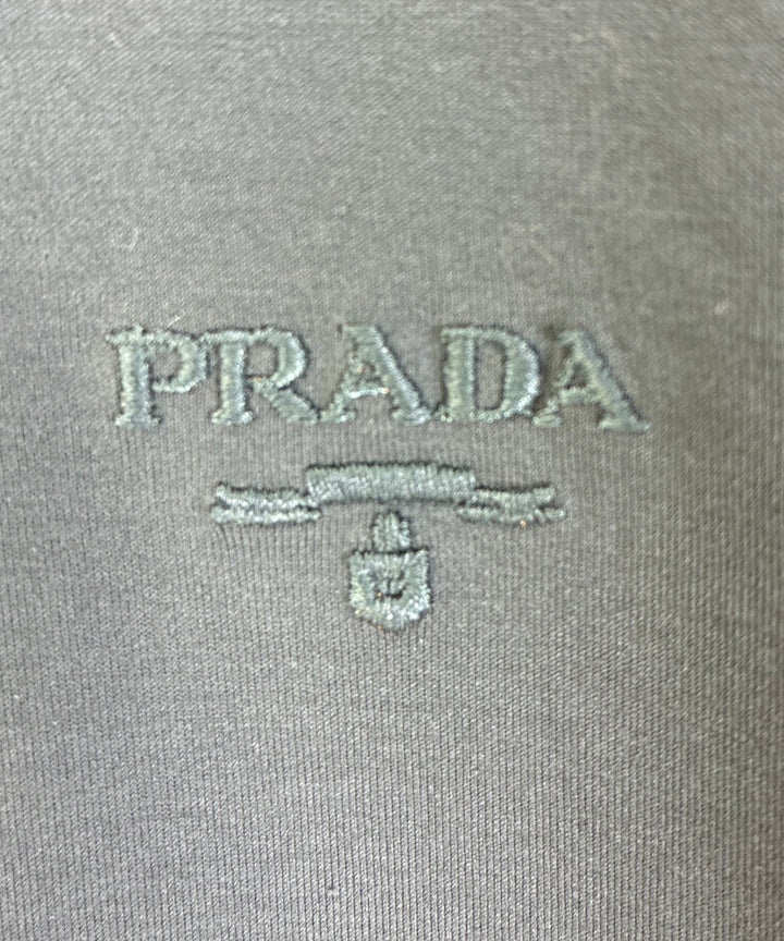PRADA เสื้อยืด/เสื้อท็อปส์