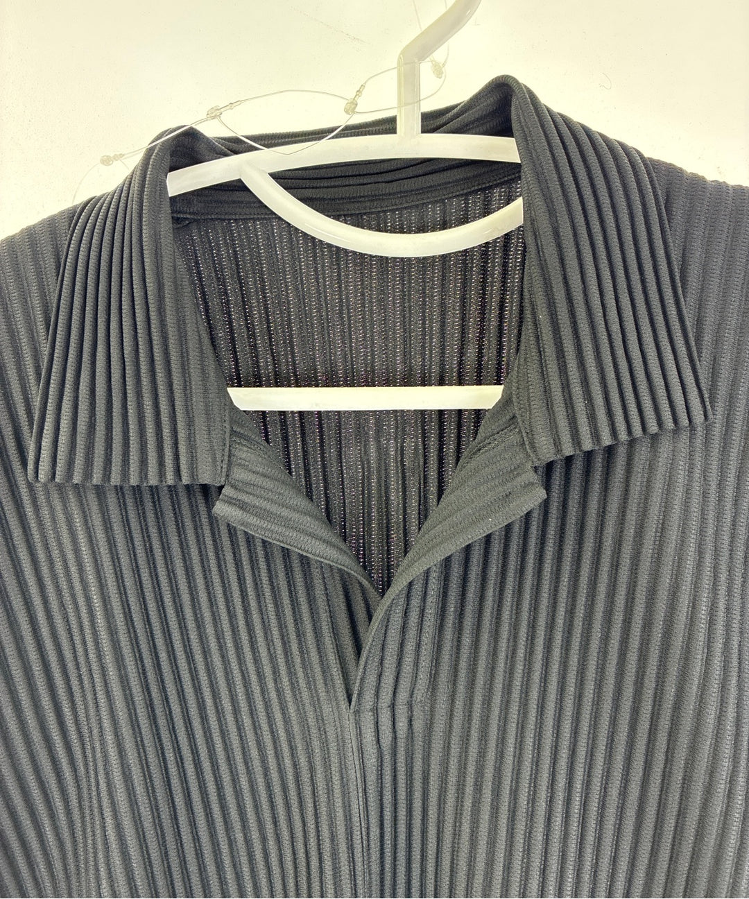 HOMME PLISSE เสื้อโปโล