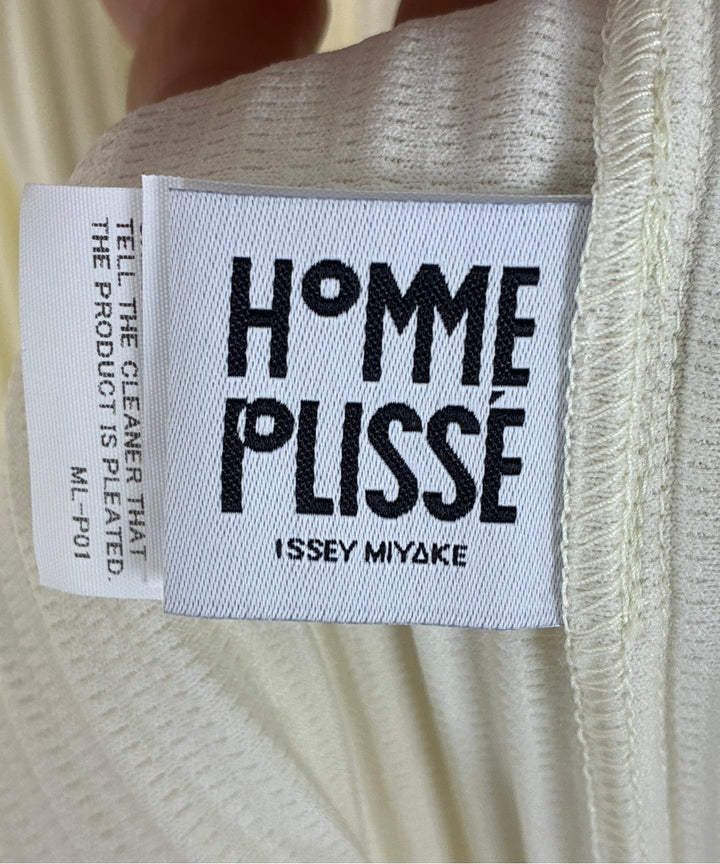 HOMME PLISSE แจ็คเก็ตลำลอง