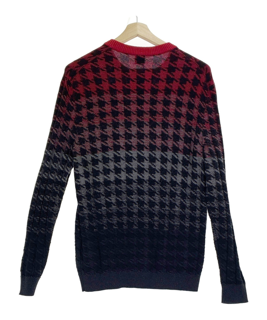 HUGO BOSS เสื้อสเวตเตอร์