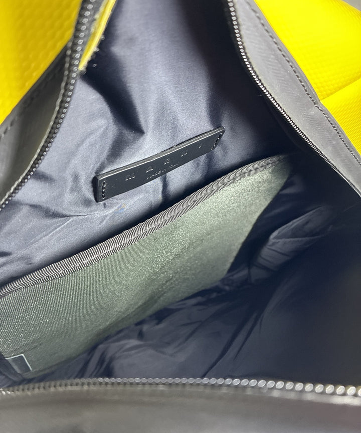 MARNI เป้สะพายหลัง