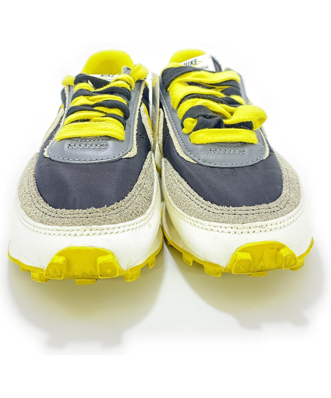 sacai รองเท้าผ้าใบ