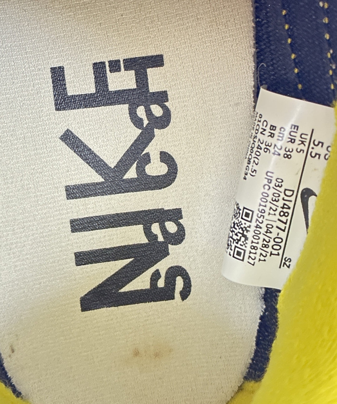 sacai รองเท้าผ้าใบ