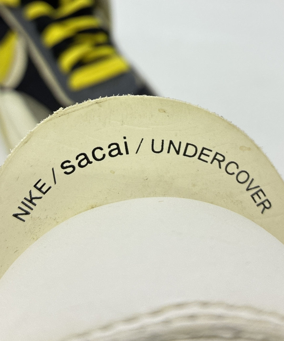 sacai รองเท้าผ้าใบ