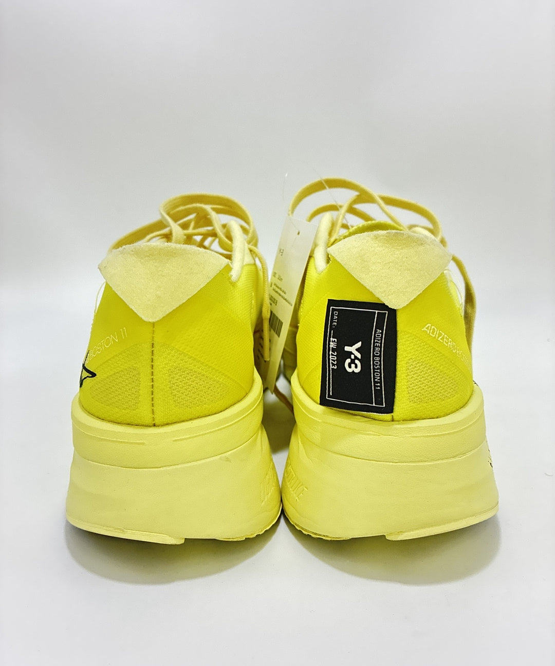 Y-3 รองเท้าผ้าใบ