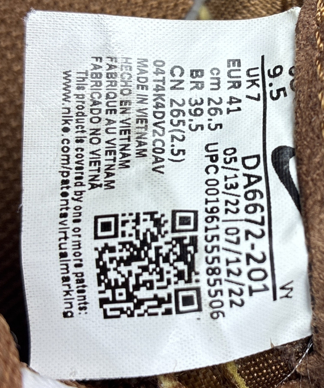 NIKE รองเท้าผ้าใบ