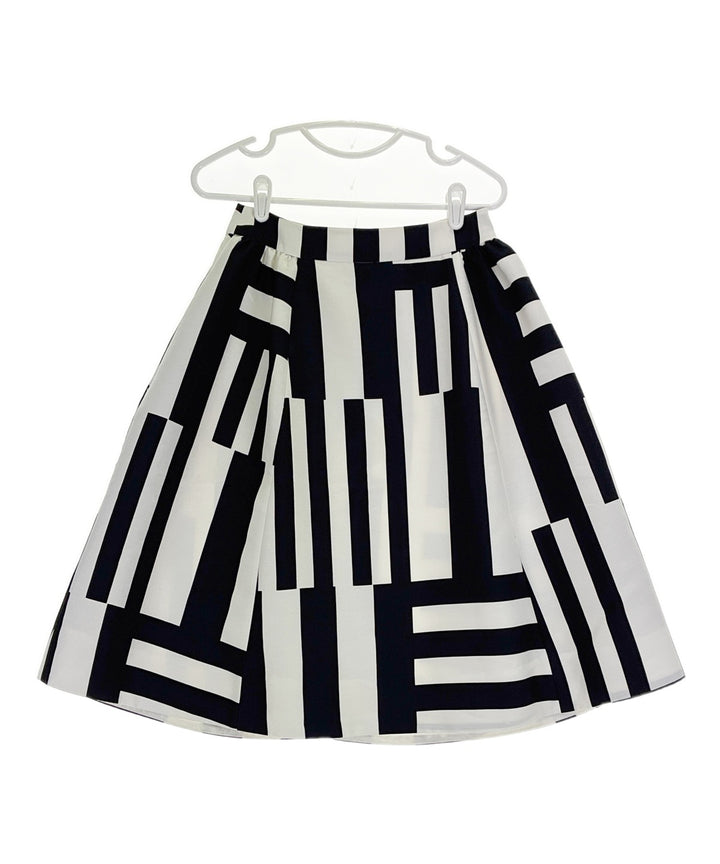 kate spade new york กระโปรงยาวถึงเข่า