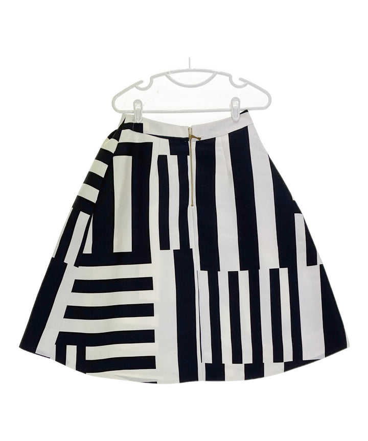 kate spade new york กระโปรงยาวถึงเข่า