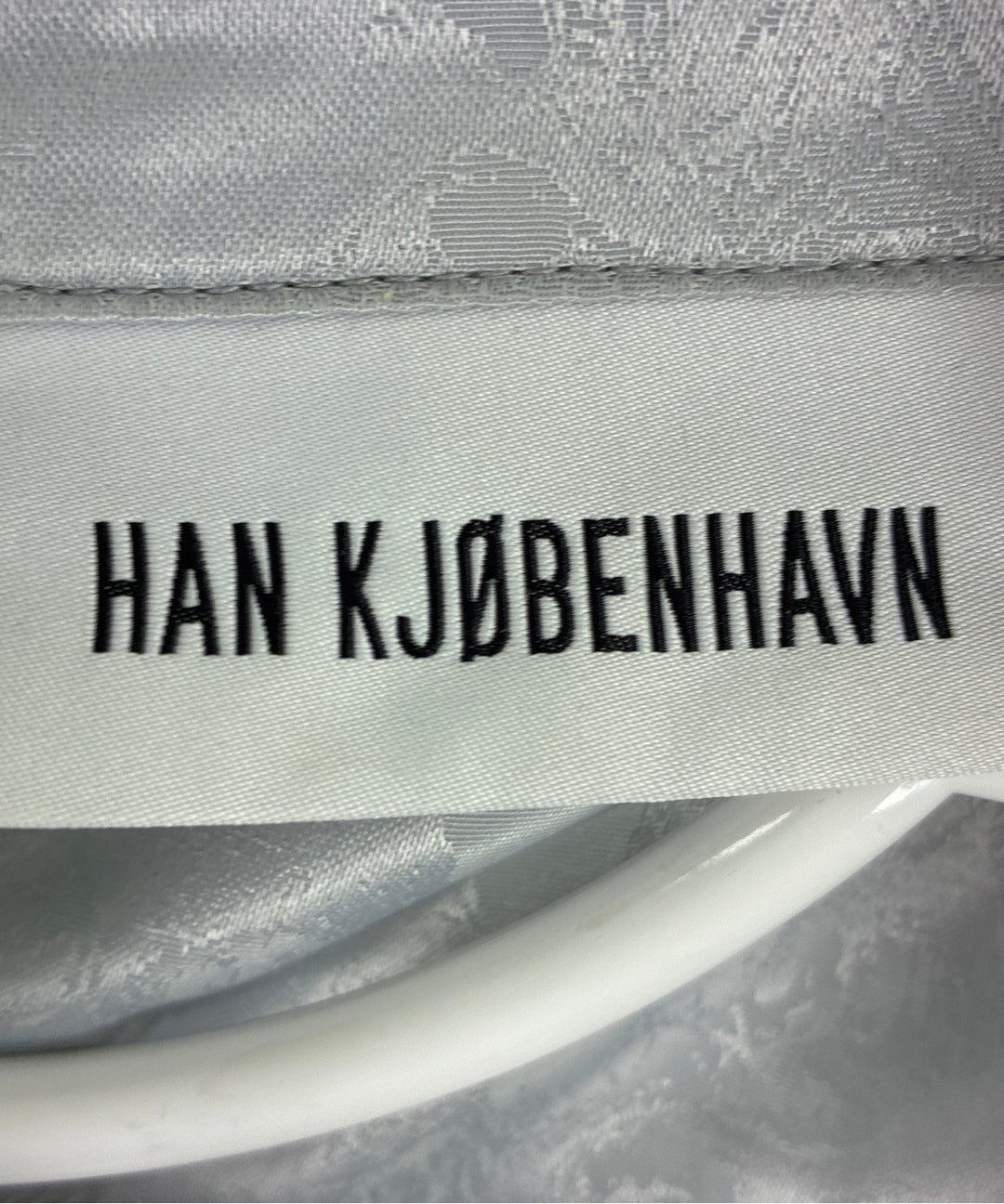Han Kjobenhavn เสื้อลำลอง
