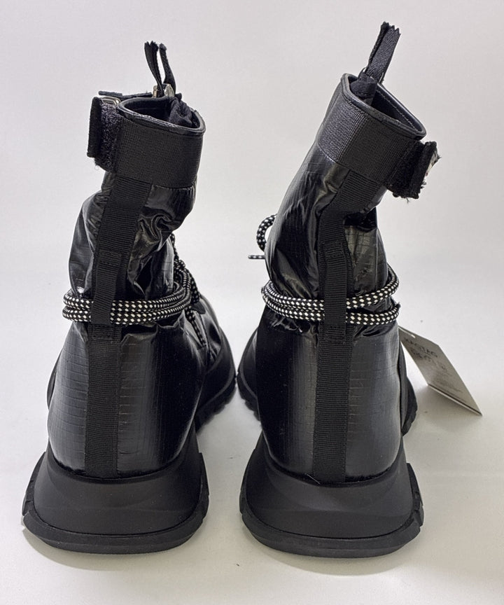 GIVENCHY รองเท้าบู๊ต