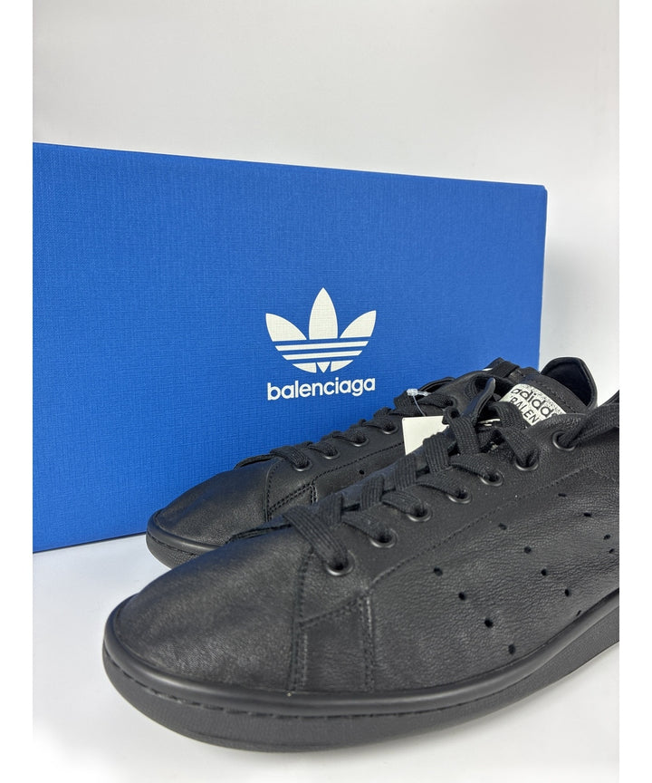 BALENCIAGA รองเท้าผ้าใบ