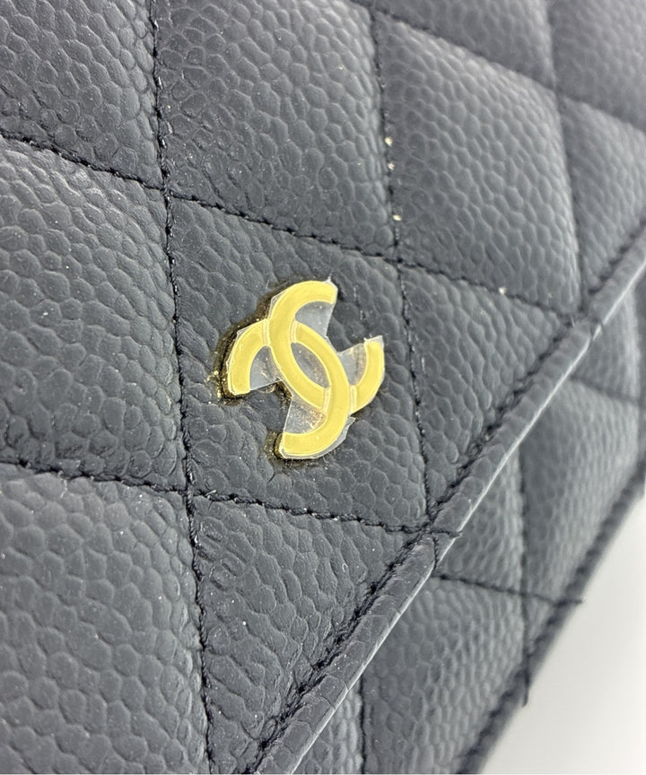CHANEL กระเป๋าสะพาย