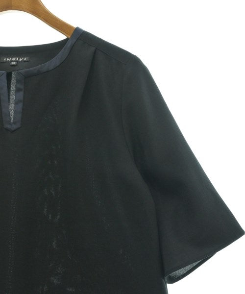 INDIVI เสื้อสตรี