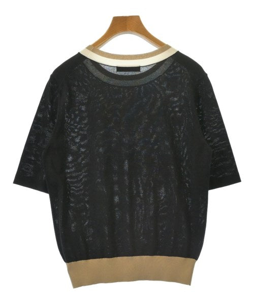 UNTITLED เสื้อกันหนาว