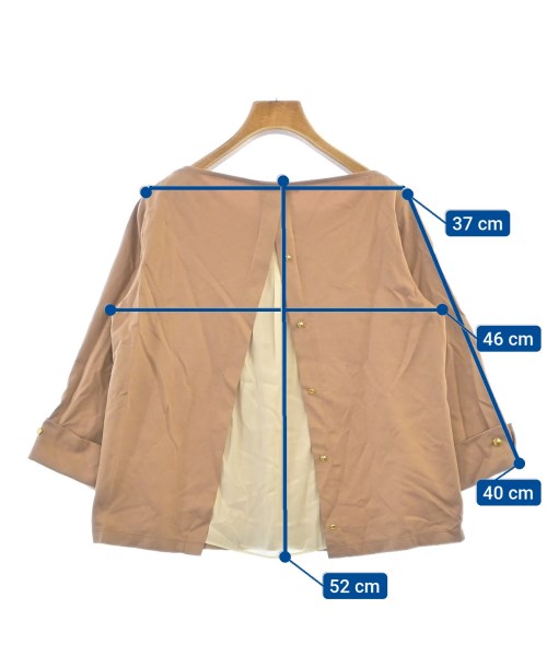 UNTITLED เสื้อยืด/เสื้อท็อปส์
