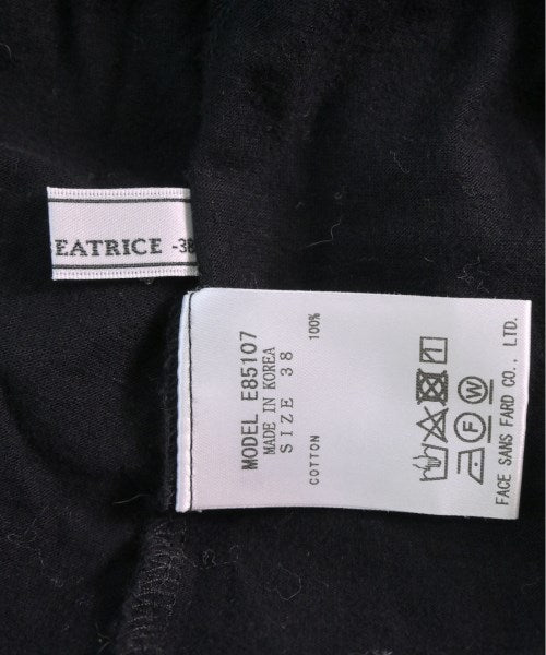 BEATRICE เสื้อยืด/เสื้อท็อปส์