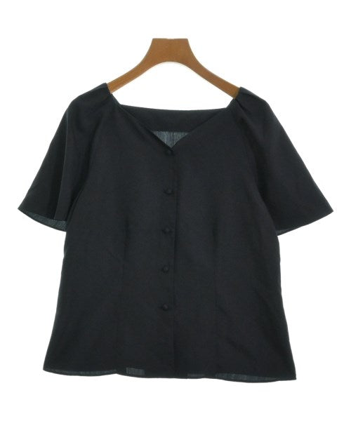 LAISSE PASSE เสื้อสตรี